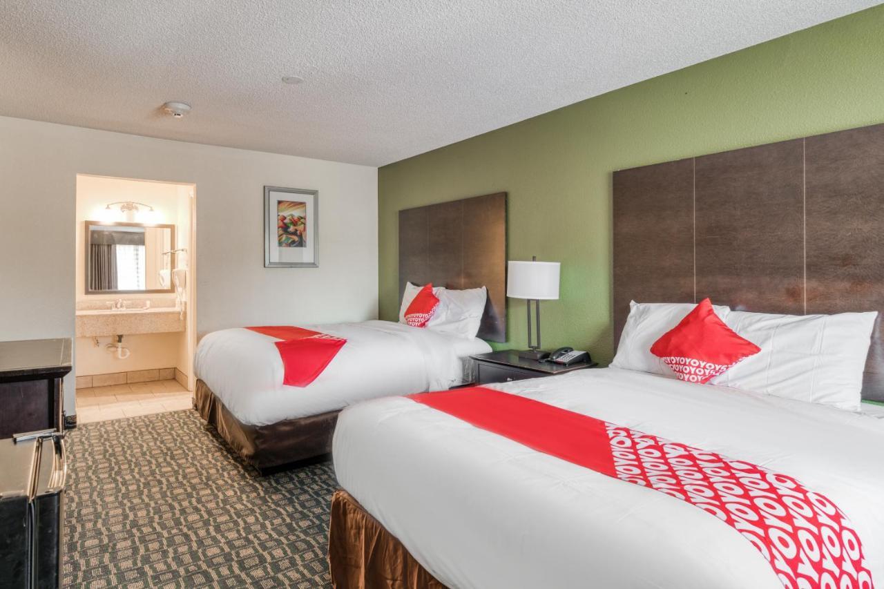 Oyo Hotel Rosenberg Tx I-69 المظهر الخارجي الصورة