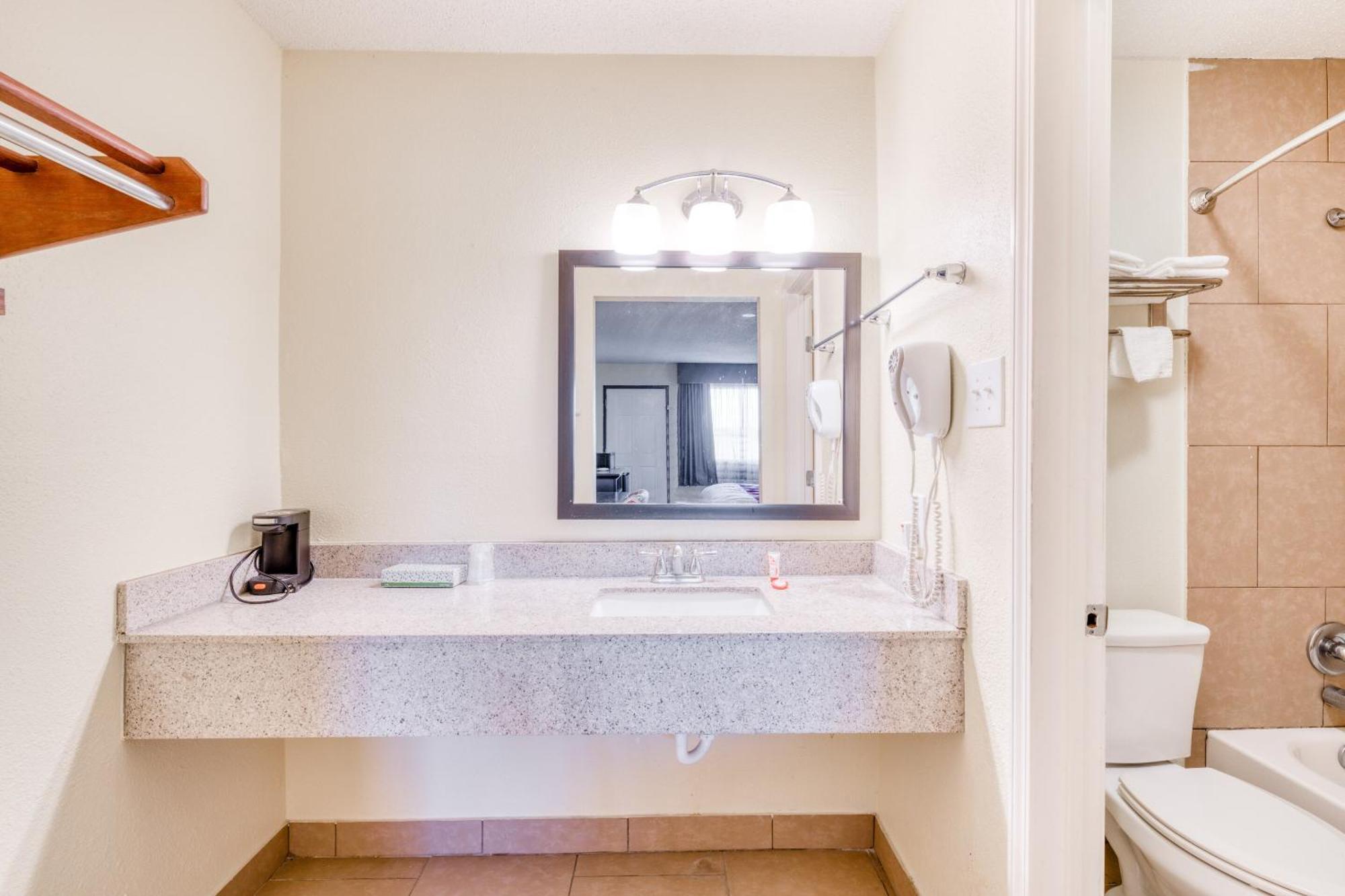 Oyo Hotel Rosenberg Tx I-69 المظهر الخارجي الصورة